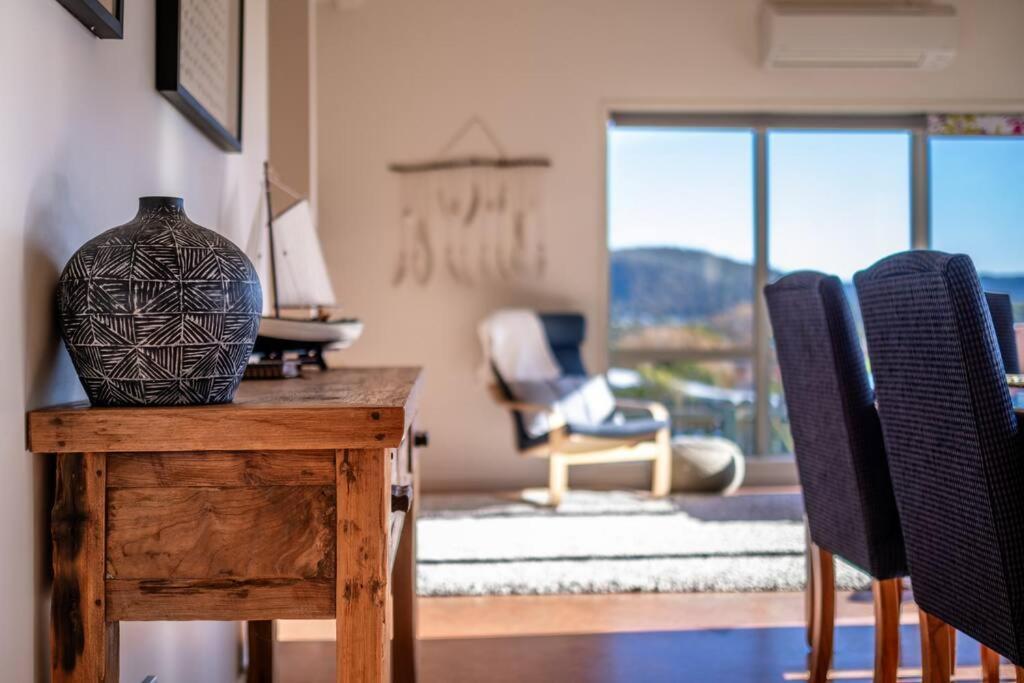 The Hill House Villa Bicheno Bagian luar foto